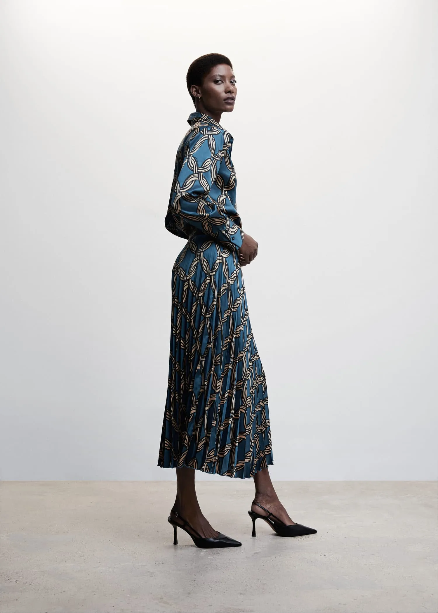 Geometric print pleated skirt