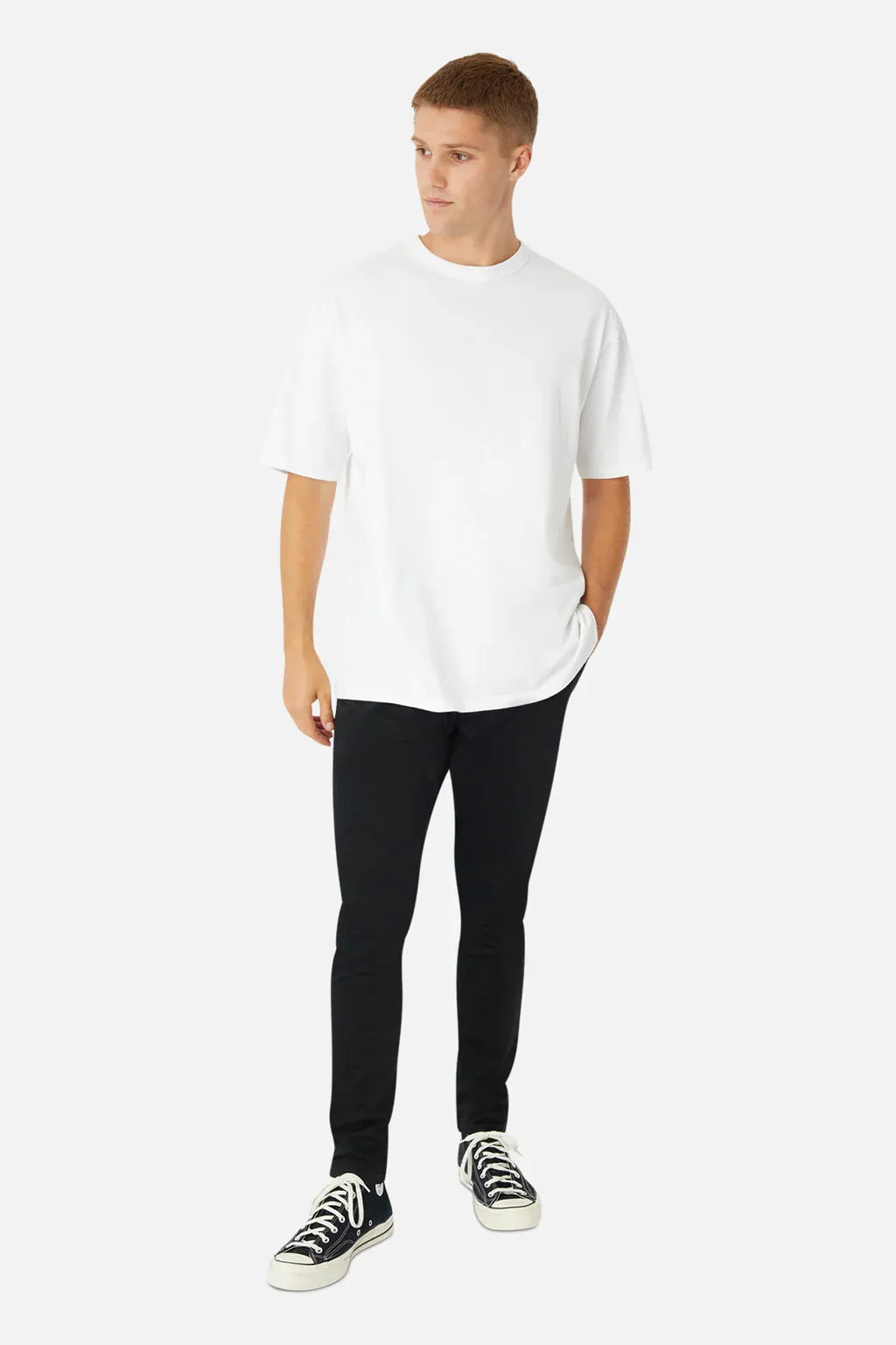 INDUSTRIE - The Regular Chino Pant - Black