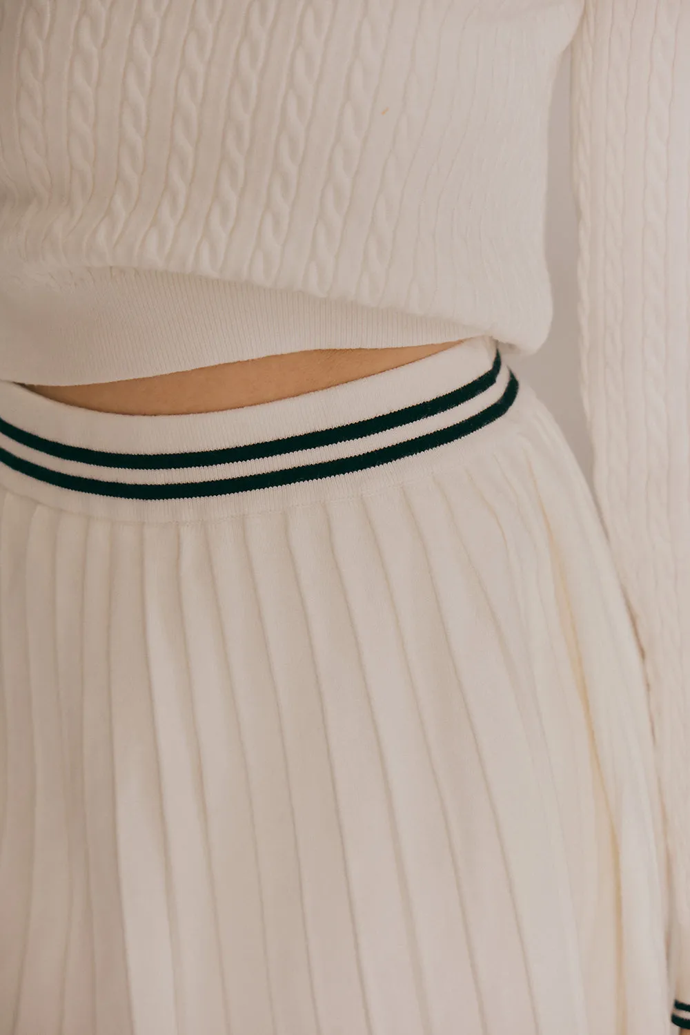 溫絨針織百褶短裙<br>Gentle Touch Pleated Mini Skirt