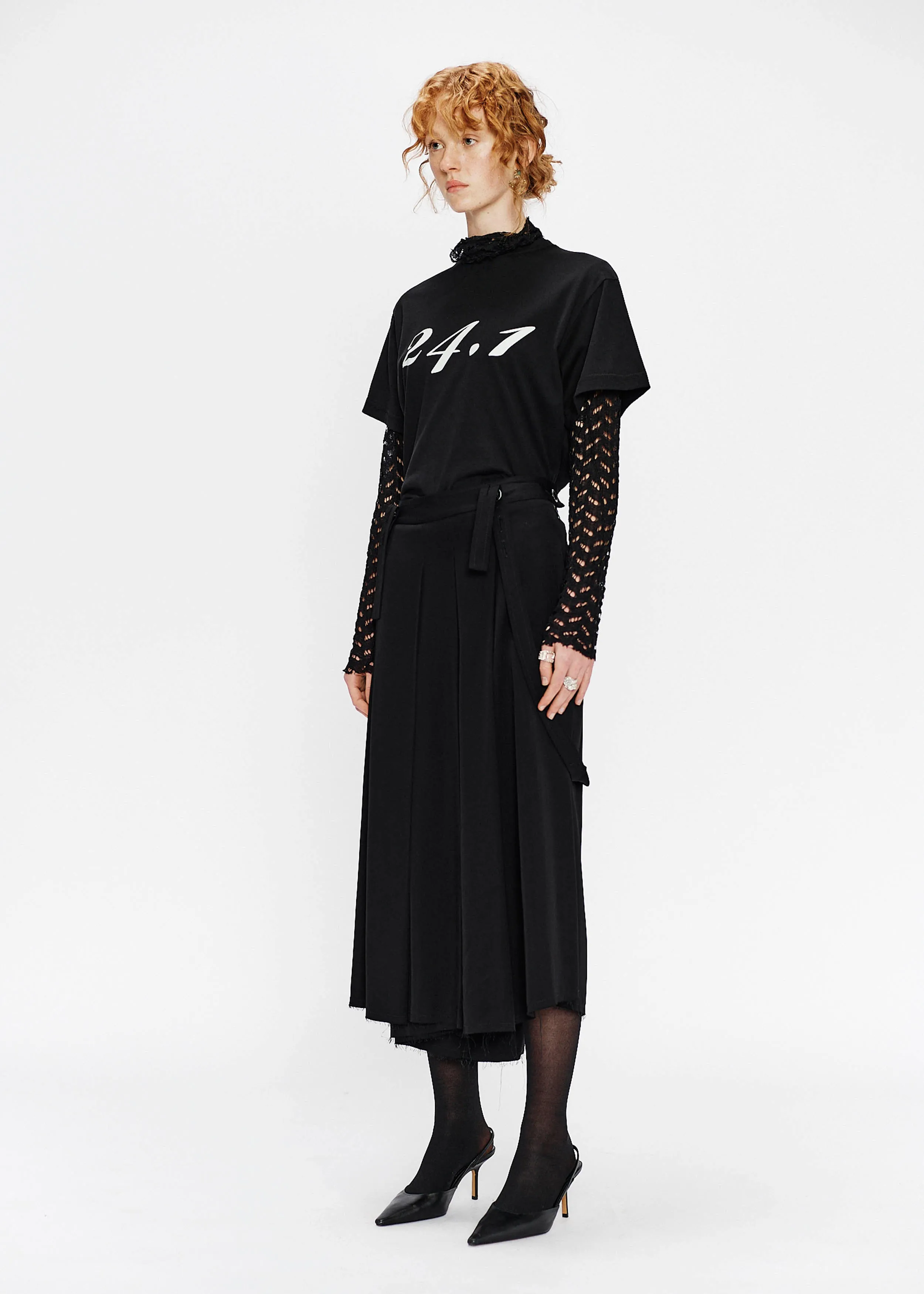Pleated Skirt - Viscose Gabardine (Black)