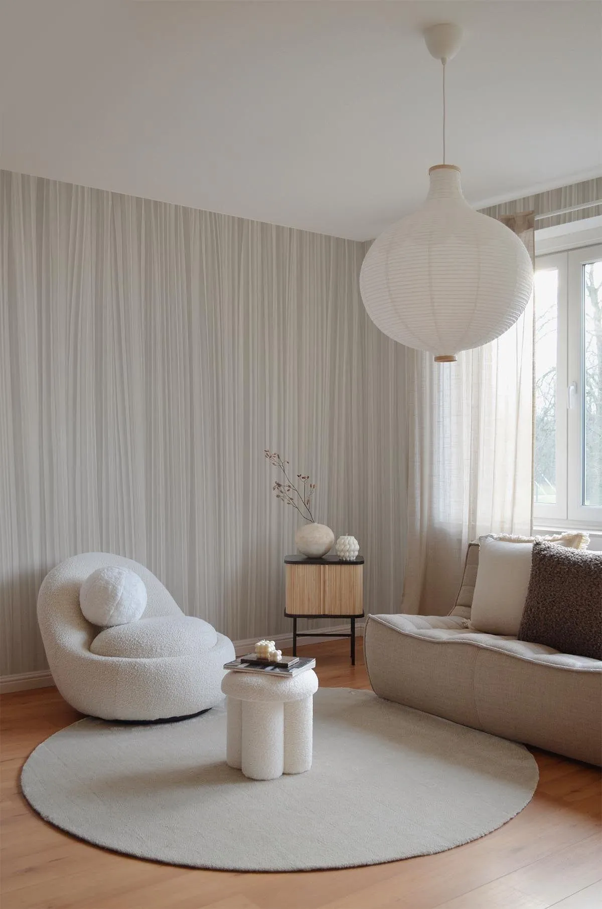 Pleated Wall Pale Beige