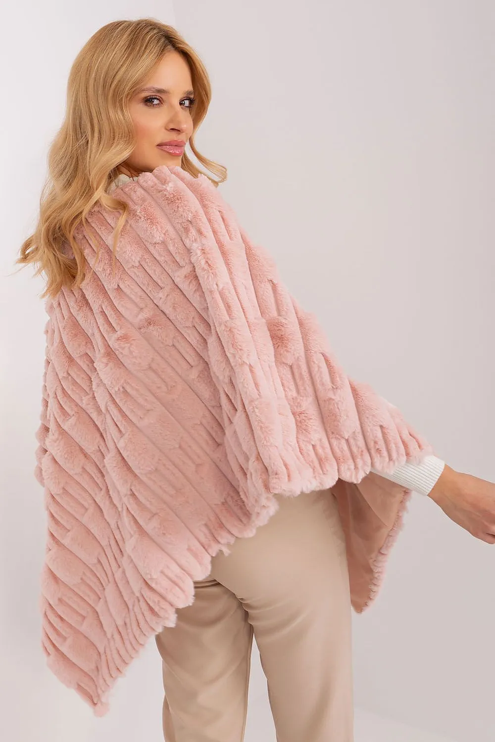 Poncho model 203197 AT
