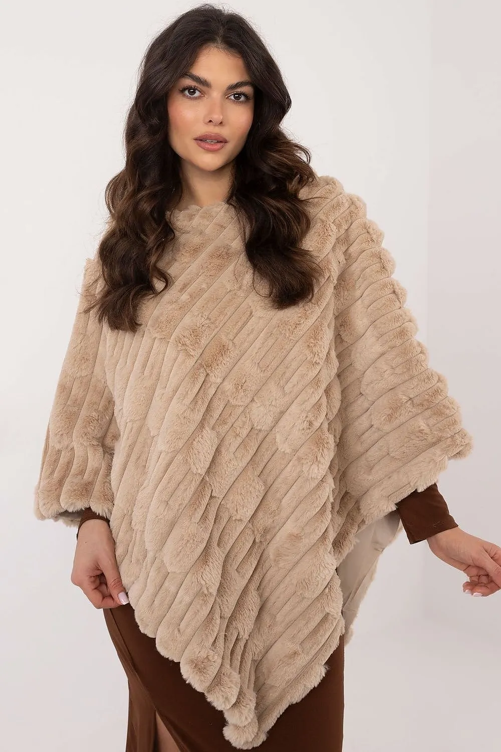 Poncho model 203197 AT