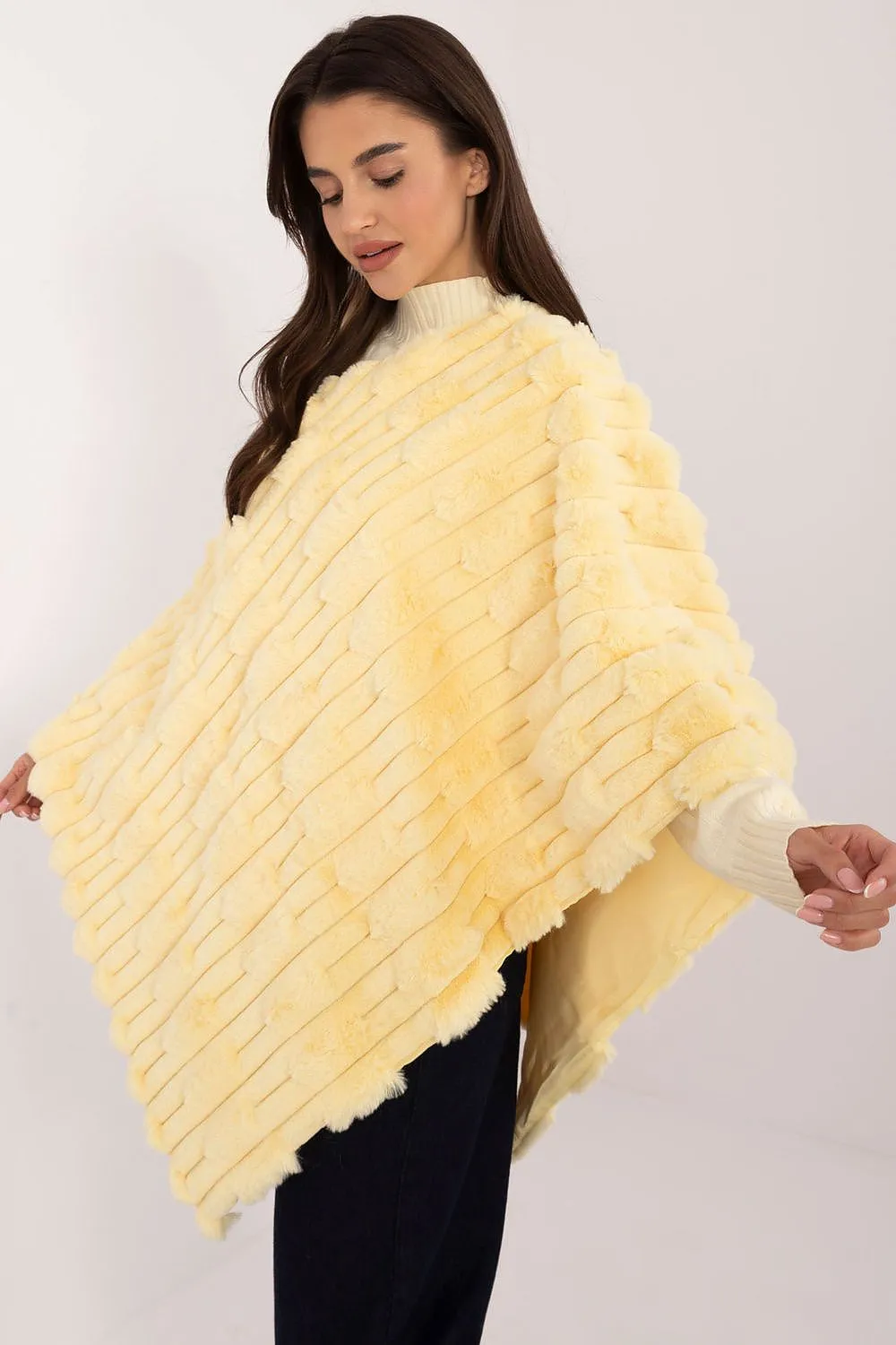 Poncho model 203197 AT