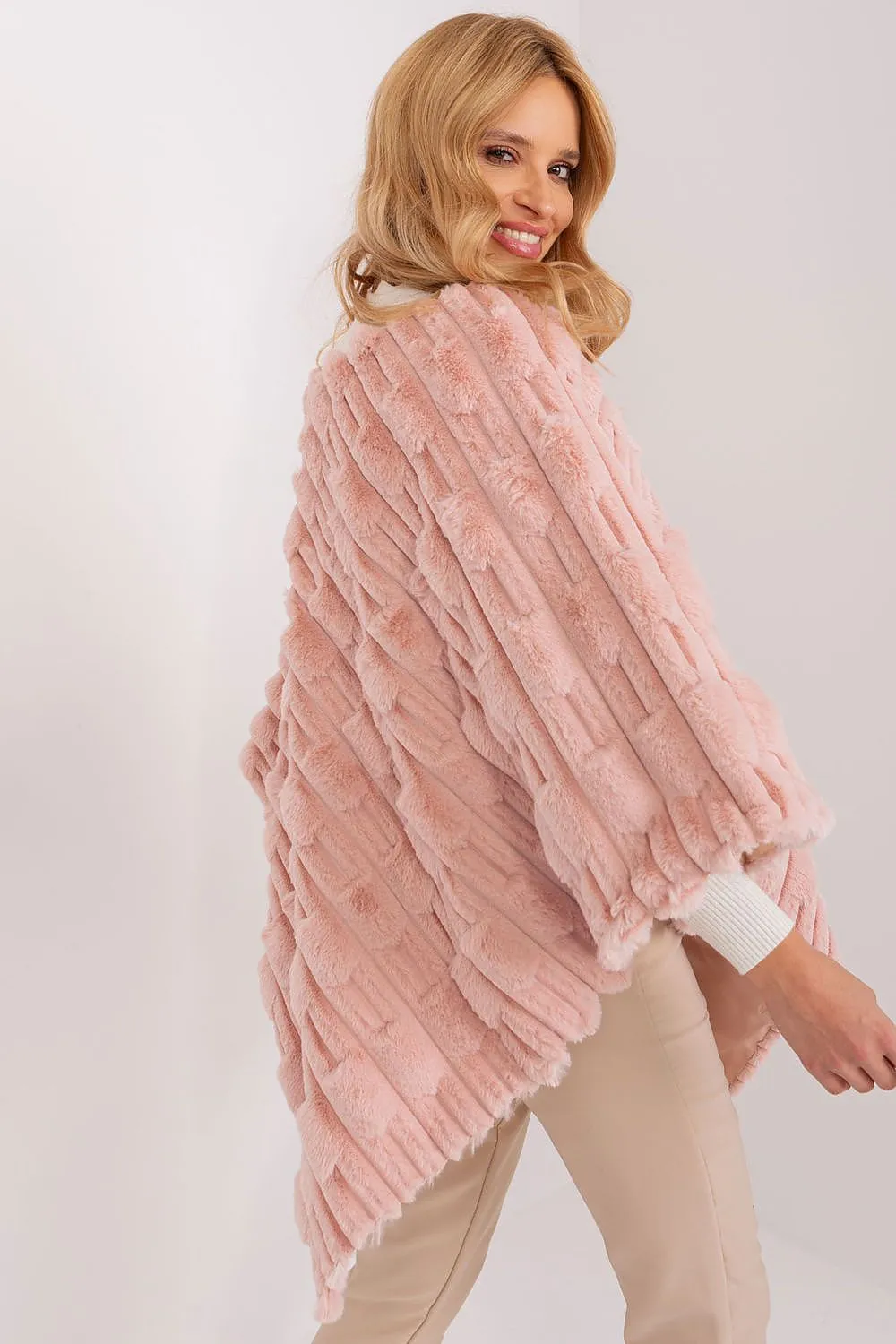 Poncho model 203197 AT