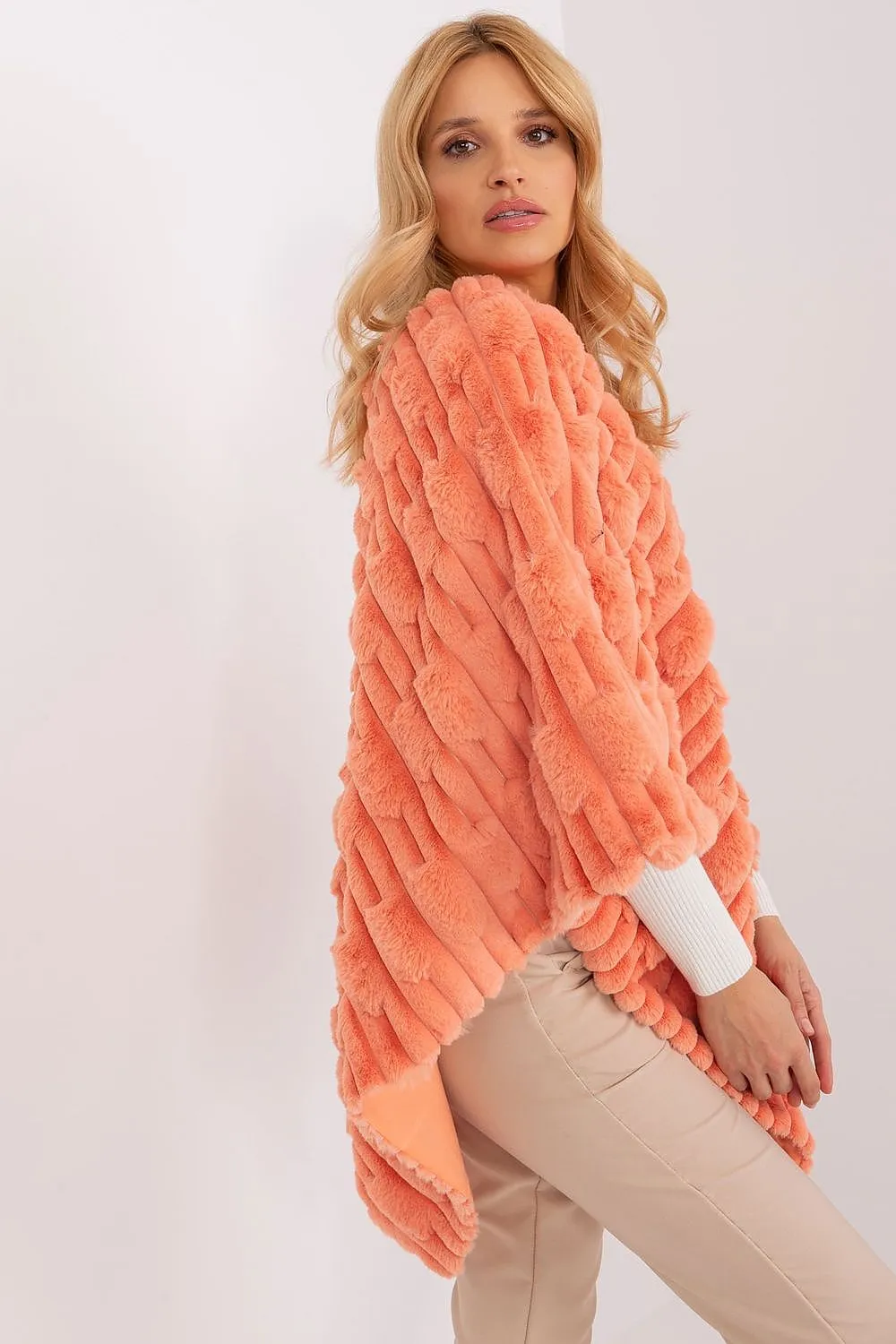 Poncho model 203197 AT