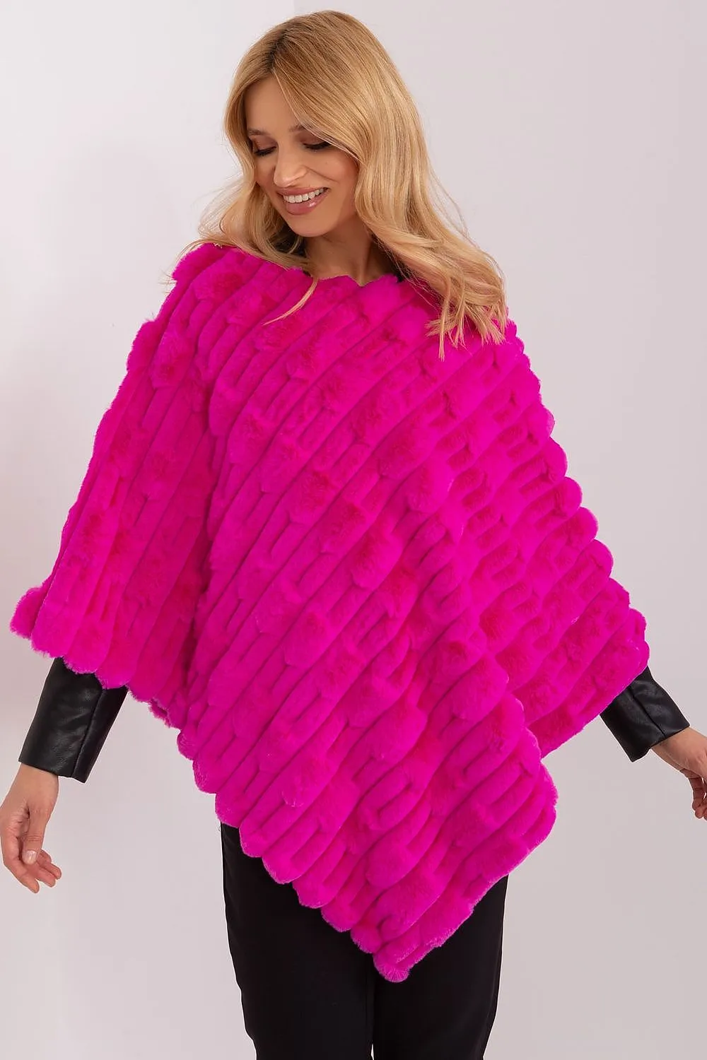 Poncho model 203197 AT