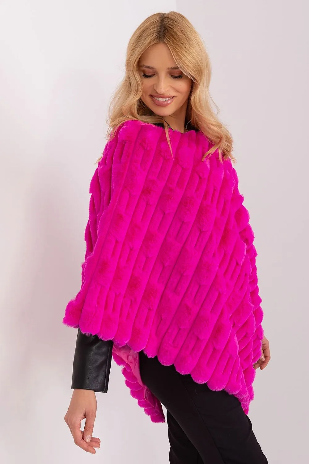 Poncho model 203197 AT