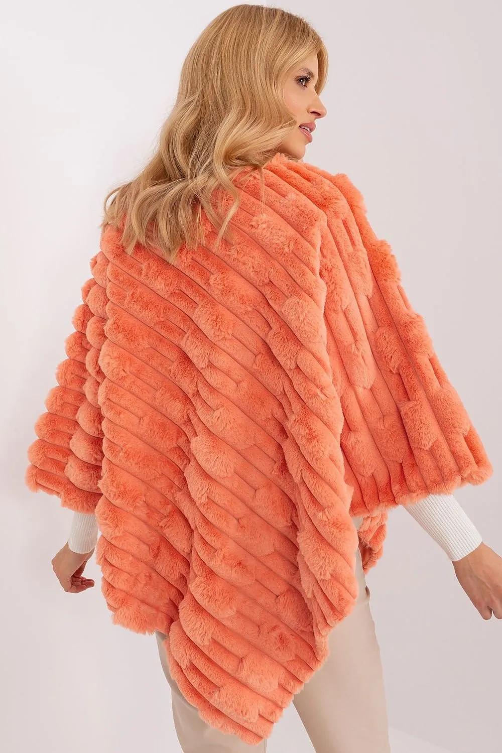 Poncho model 203197 AT