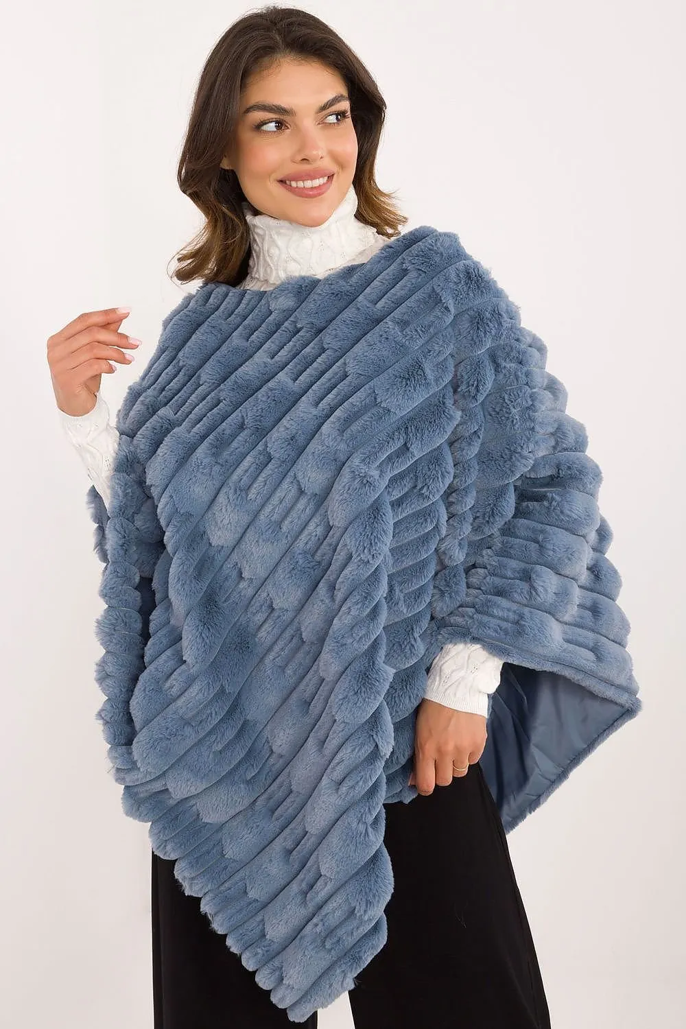 Poncho model 203197 AT