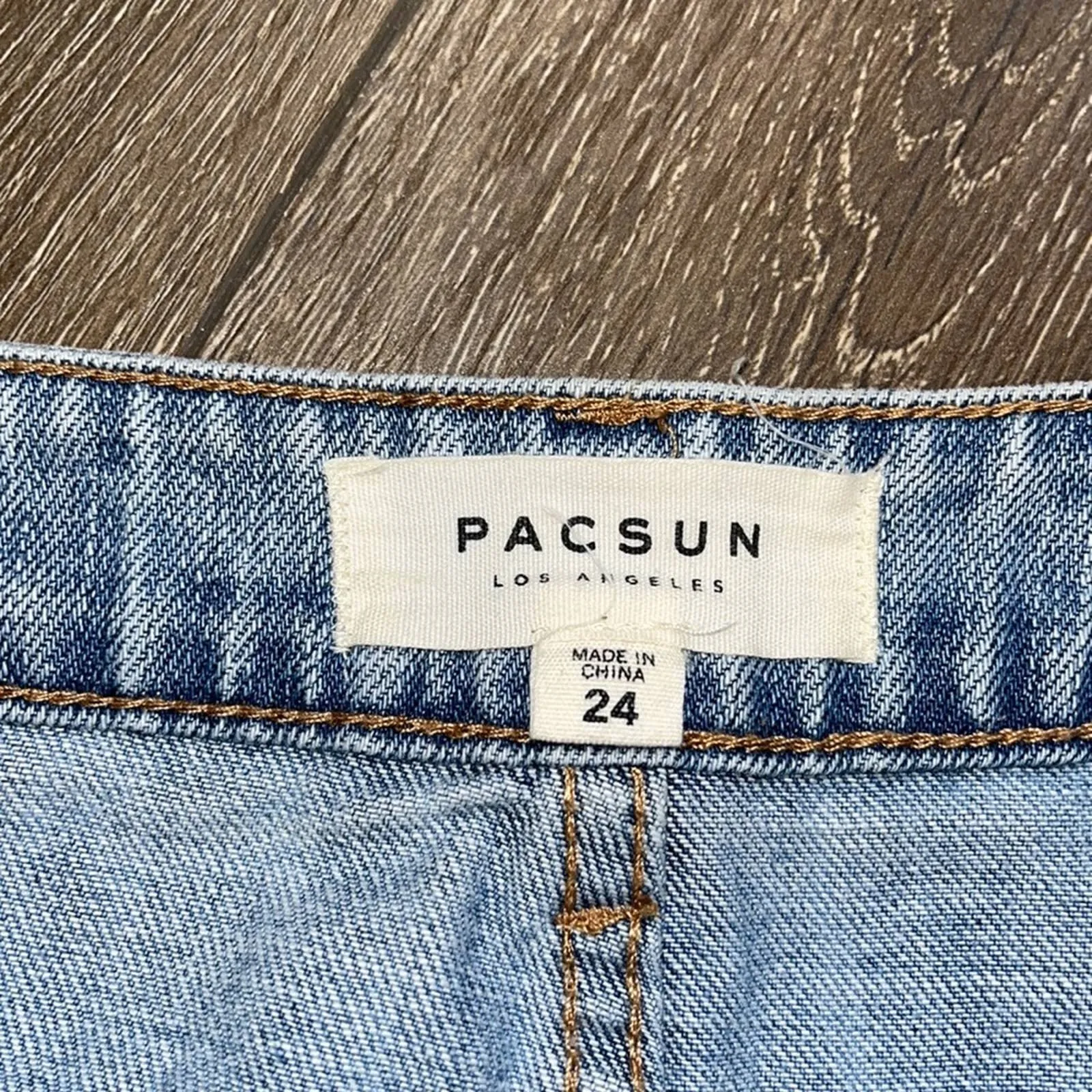 Size 24 PacSun Light Wash Raw Hem Denim Mini Skirt