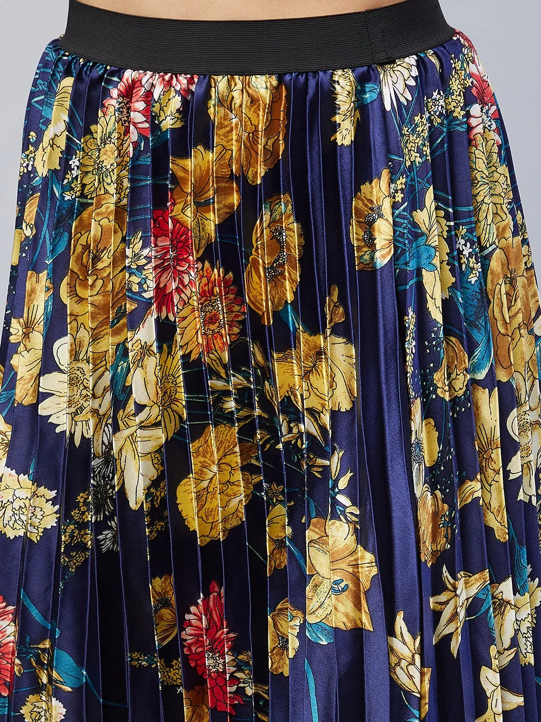 Women's Satin Pleated Skirt With Floral Print - Stylestone