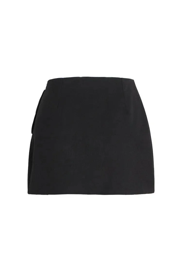 Zeno – Crystal buckle detail – High-split mini skirt